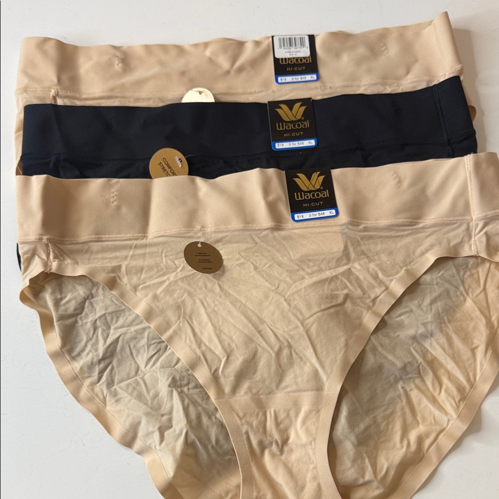 Wacoal At Ease Hi Cut Briefs 3 Pairs. Size XL / 8